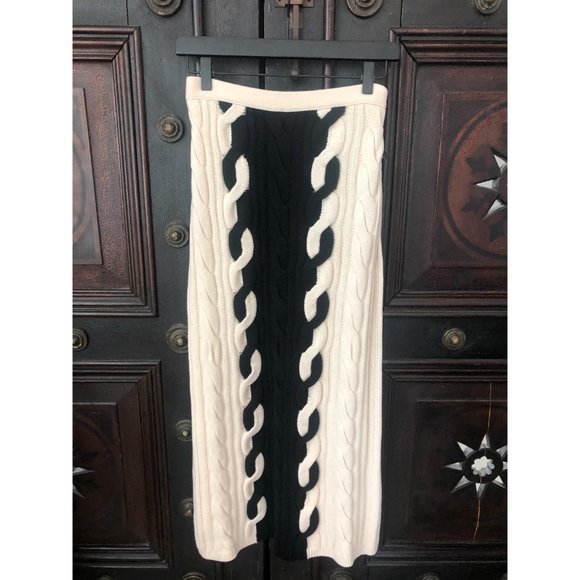 CHRISTIAN DIOR CABLE KNIT SKIRT SUIT (RUNWAY) - Picture 9 of 9